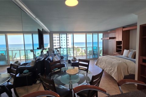 Copropriété à vendre à Hollywood, Floride: 44.78 m2 № 2012180 - photo 7