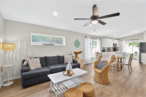 Casa en venta en Sarasota, Florida, 3 dormitorios, 116.13 m2 № 1911637 - foto 6