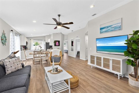 Casa en venta en Sarasota, Florida, 3 dormitorios, 116.13 m2 № 1911637 - foto 5