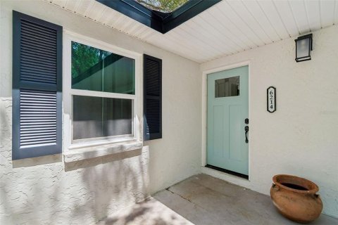 Villa ou maison à vendre à Tampa, Floride: 4 chambres, 163.04 m2 № 2258797 - photo 5
