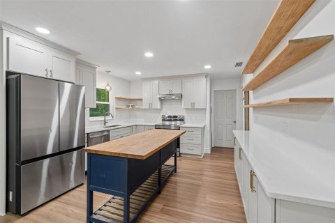 Villa ou maison à vendre à Tampa, Floride: 4 chambres, 163.04 m2 № 2258797 - photo 9