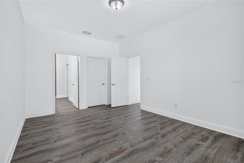 House in Poinciana, Florida 4 bedrooms, 125.33 sq.m. № 2239354 - photo 14