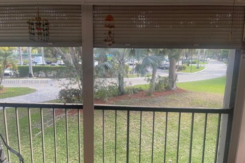 Condominio en venta en Weston, Florida, 2 dormitorios, 114.73 m2 № 2030286 - foto 20