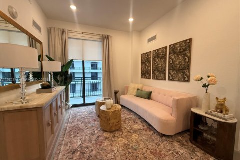 Villa ou maison à louer à Hollywood, Floride: 2 chambres № 2040335 - photo 7