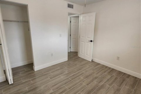 Condominio en alquiler en Orlando, Florida, 3 dormitorios, 65.03 m2 № 1917526 - foto 14
