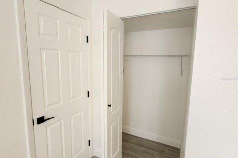 Condominio en alquiler en Orlando, Florida, 3 dormitorios, 65.03 m2 № 1917526 - foto 18