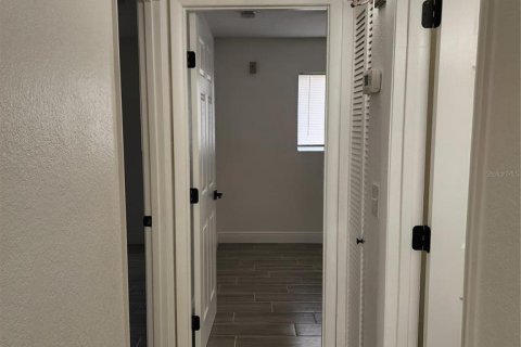 Condominio en alquiler en Orlando, Florida, 3 dormitorios, 65.03 m2 № 1917526 - foto 11