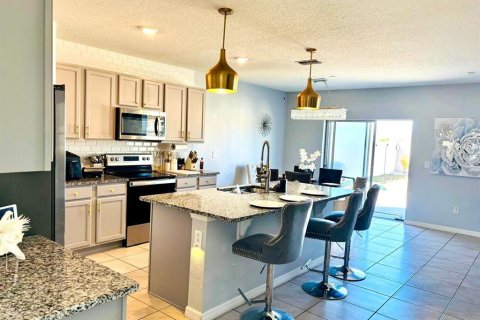 House in Lakeland, Florida 5 bedrooms, 243.03 sq.m. № 2098541 - photo 5