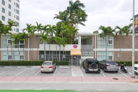 Appartement à louer à Miami Beach, Floride: 1 chambre, 61.32 m2 № 1987313 - photo 1