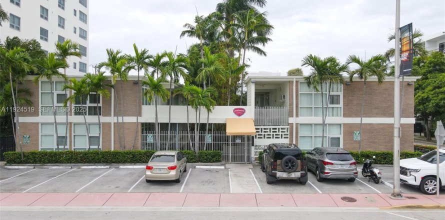 Appartement à Miami Beach, Floride 1 chambre, 61.32 m2 № 1987313