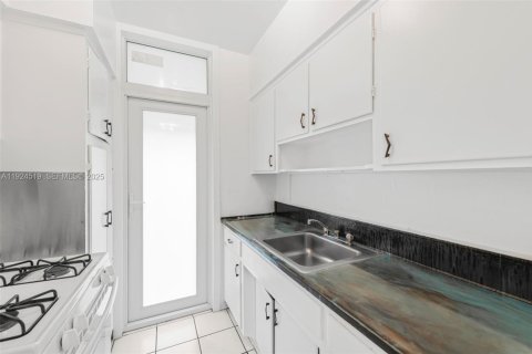 Appartement à louer à Miami Beach, Floride: 1 chambre, 61.32 m2 № 1987313 - photo 9