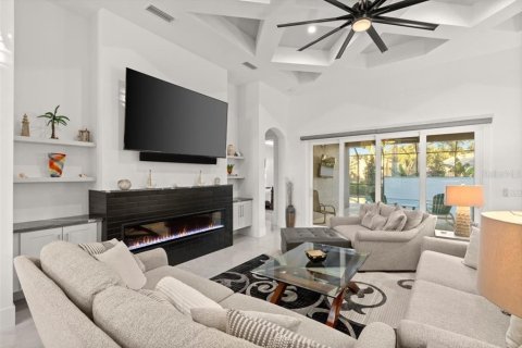 House in Ormond Beach, Florida 3 bedrooms, 226.59 sq.m. № 1514303 - photo 24