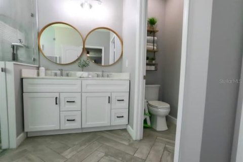 Casa en venta en Kissimmee, Florida, 4 dormitorios, 205.59 m2 № 1900951 - foto 24