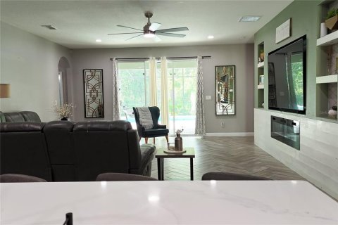 Casa en venta en Kissimmee, Florida, 4 dormitorios, 205.59 m2 № 1900951 - foto 18