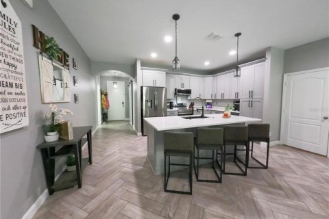 Casa en venta en Kissimmee, Florida, 4 dormitorios, 205.59 m2 № 1900951 - foto 9