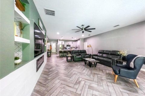 Casa en venta en Kissimmee, Florida, 4 dormitorios, 205.59 m2 № 1900951 - foto 11