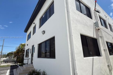 Apartment in Miami, Florida 2 bedrooms, 68.28 sq.m. № 1993246 - photo 15