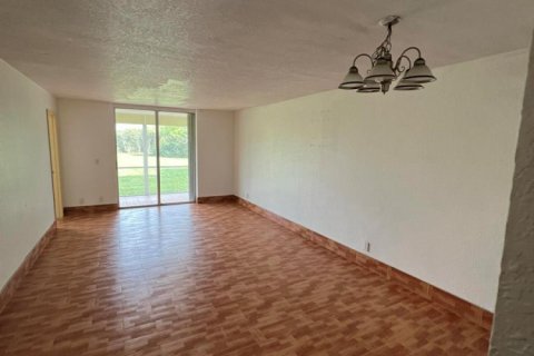 Купить кондоминиум в Бока-Ратон, Флорида 3 комнаты, 97.55м2, № 2085537 - фото 8