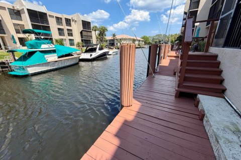 Condo in Boca Raton, Florida, 2 bedrooms № 2182989
