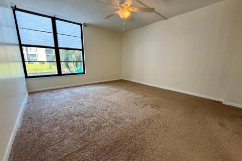 Condo in Boca Raton, Florida, 2 bedrooms  № 2182989 - photo 10