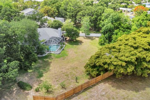 House in Bradenton, Florida 4 bedrooms, 214.98 sq.m. № 2216461 - photo 11