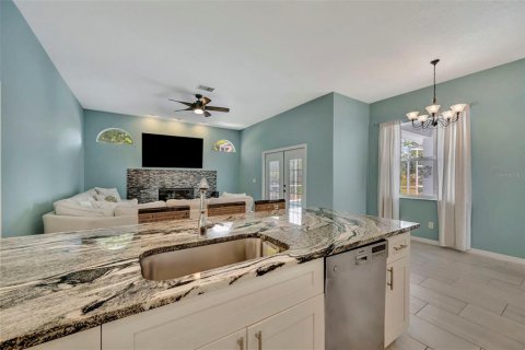 House in Bradenton, Florida 4 bedrooms, 214.98 sq.m. № 2216461 - photo 25