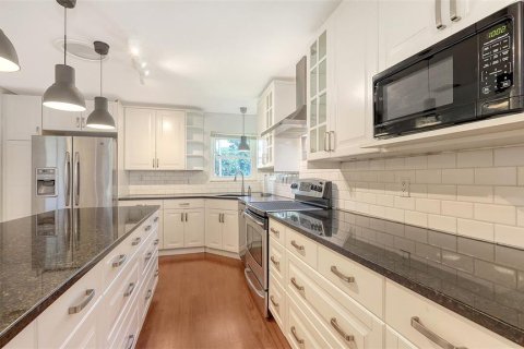 Villa ou maison à vendre à Bradenton, Floride: 3 chambres, 200.3 m2 № 1902899 - photo 18
