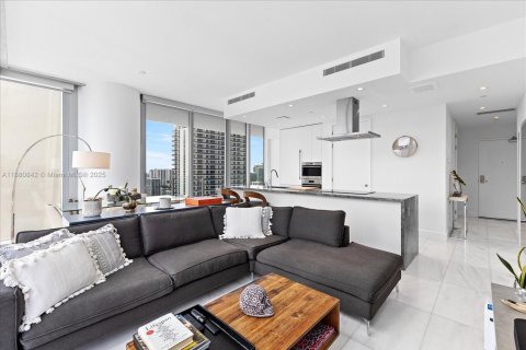 Condominio en alquiler en Miami, Florida, 2 dormitorios, 88.72 m2 № 2055068 - foto 5