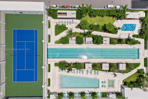 Condominio en alquiler en Miami, Florida, 2 dormitorios, 88.72 m2 № 2055068 - foto 22