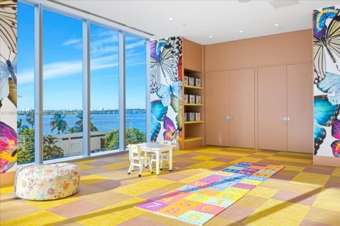 Condominio en alquiler en Miami, Florida, 2 dormitorios, 88.72 m2 № 2055068 - foto 28