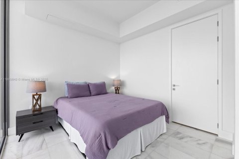 Condominio en alquiler en Miami, Florida, 2 dormitorios, 88.72 m2 № 2055068 - foto 8