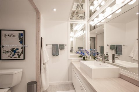 Copropriété à vendre à Miami, Floride: 1 chambre, 135.64 m2 № 1777704 - photo 12
