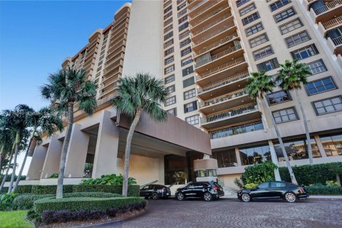 Copropriété à vendre à Miami, Floride: 1 chambre, 135.64 m2 № 1777704 - photo 2