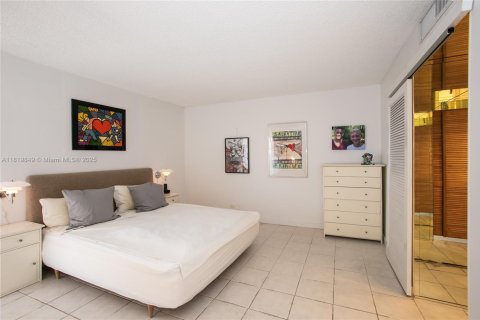 Copropriété à vendre à Miami, Floride: 1 chambre, 135.64 m2 № 1777704 - photo 9