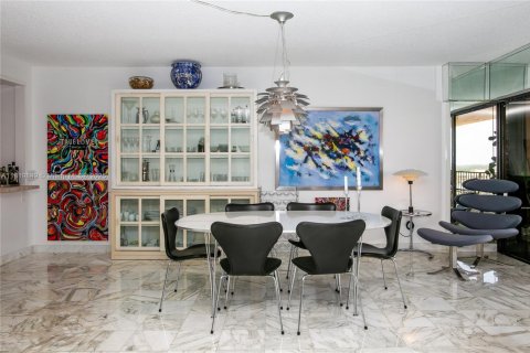 Copropriété à vendre à Miami, Floride: 1 chambre, 135.64 m2 № 1777704 - photo 8