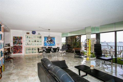 Copropriété à vendre à Miami, Floride: 1 chambre, 135.64 m2 № 1777704 - photo 3