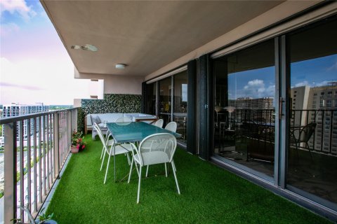 Copropriété à vendre à Miami, Floride: 1 chambre, 135.64 m2 № 1777704 - photo 18