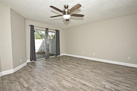 Casa en alquiler en Longwood, Florida, 3 dormitorios, 200.67 m2 № 1869848 - foto 16