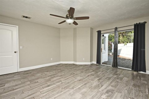 Casa en alquiler en Longwood, Florida, 3 dormitorios, 200.67 m2 № 1869848 - foto 15
