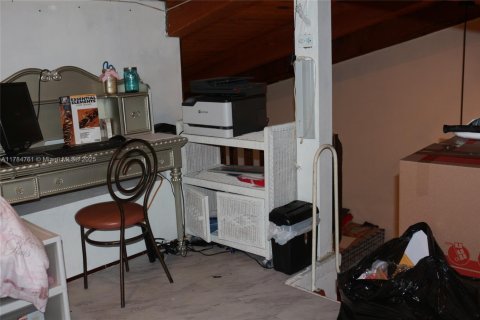Townhouse in Pembroke Pines, Florida 2 bedrooms, 111.11 sq.m. № 1814386 - photo 23