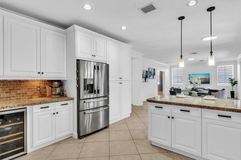 Villa ou maison à vendre à Weston, Floride: 6 chambres, 343.37 m2 № 2038613 - photo 21