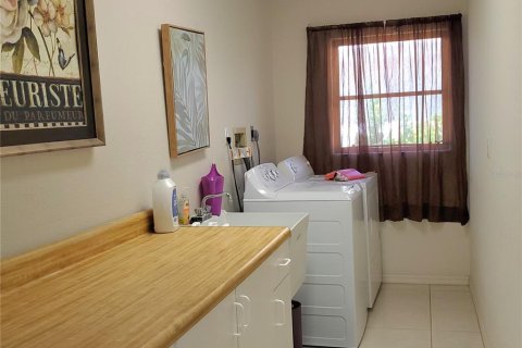 Villa ou maison à louer à Punta Gorda, Floride: 3 chambres, 185.62 m2 № 2322797 - photo 20