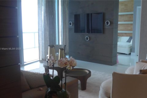 Copropriété à vendre à Sunny Isles Beach, Floride: 2 chambres, 138.15 m2 № 1936892 - photo 26