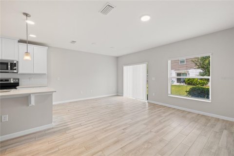 Townhouse in Orlando, Florida 3 bedrooms, 125.6 sq.m. № 2197172 - photo 9