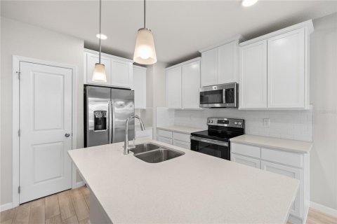 Townhouse in Orlando, Florida 3 bedrooms, 125.6 sq.m. № 2197172 - photo 8