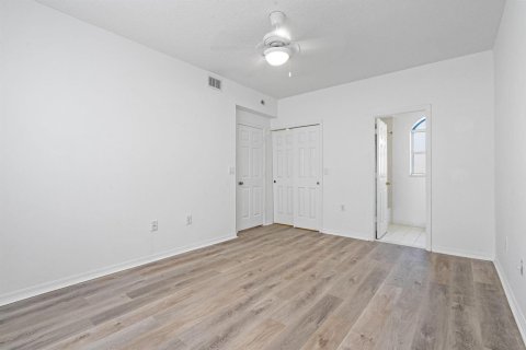 Copropriété à vendre à Miami Lakes, Floride: 3 chambres, 125.51 m2 № 2250174 - photo 15