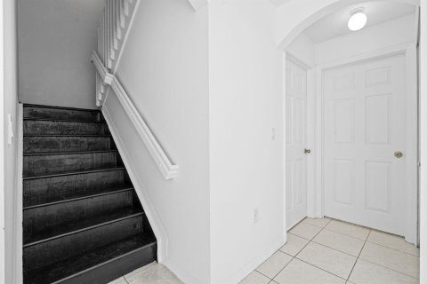 Copropriété à vendre à Miami Lakes, Floride: 3 chambres, 125.51 m2 № 2250174 - photo 27