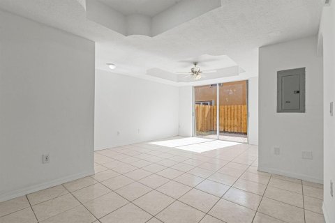 Copropriété à vendre à Miami Lakes, Floride: 3 chambres, 125.51 m2 № 2250174 - photo 26