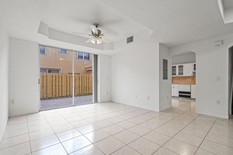 Copropriété à vendre à Miami Lakes, Floride: 3 chambres, 125.51 m2 № 2250174 - photo 22