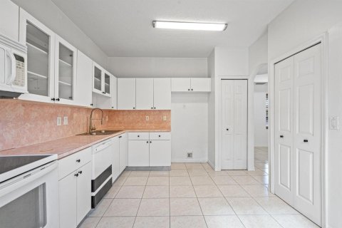 Copropriété à vendre à Miami Lakes, Floride: 3 chambres, 125.51 m2 № 2250174 - photo 3